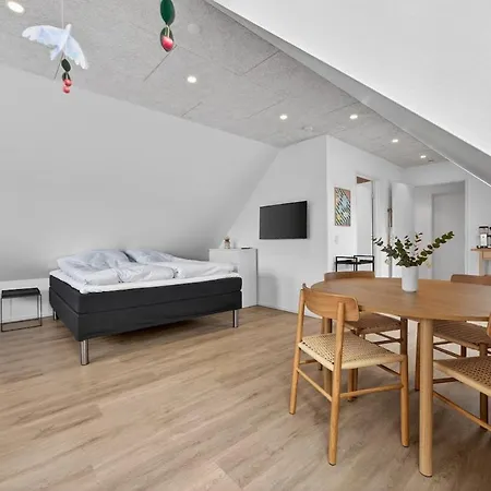 Cozy And Bright Vacation In Lejlighed *