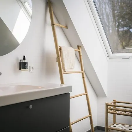 Apartman Cozy And Bright Vacation In